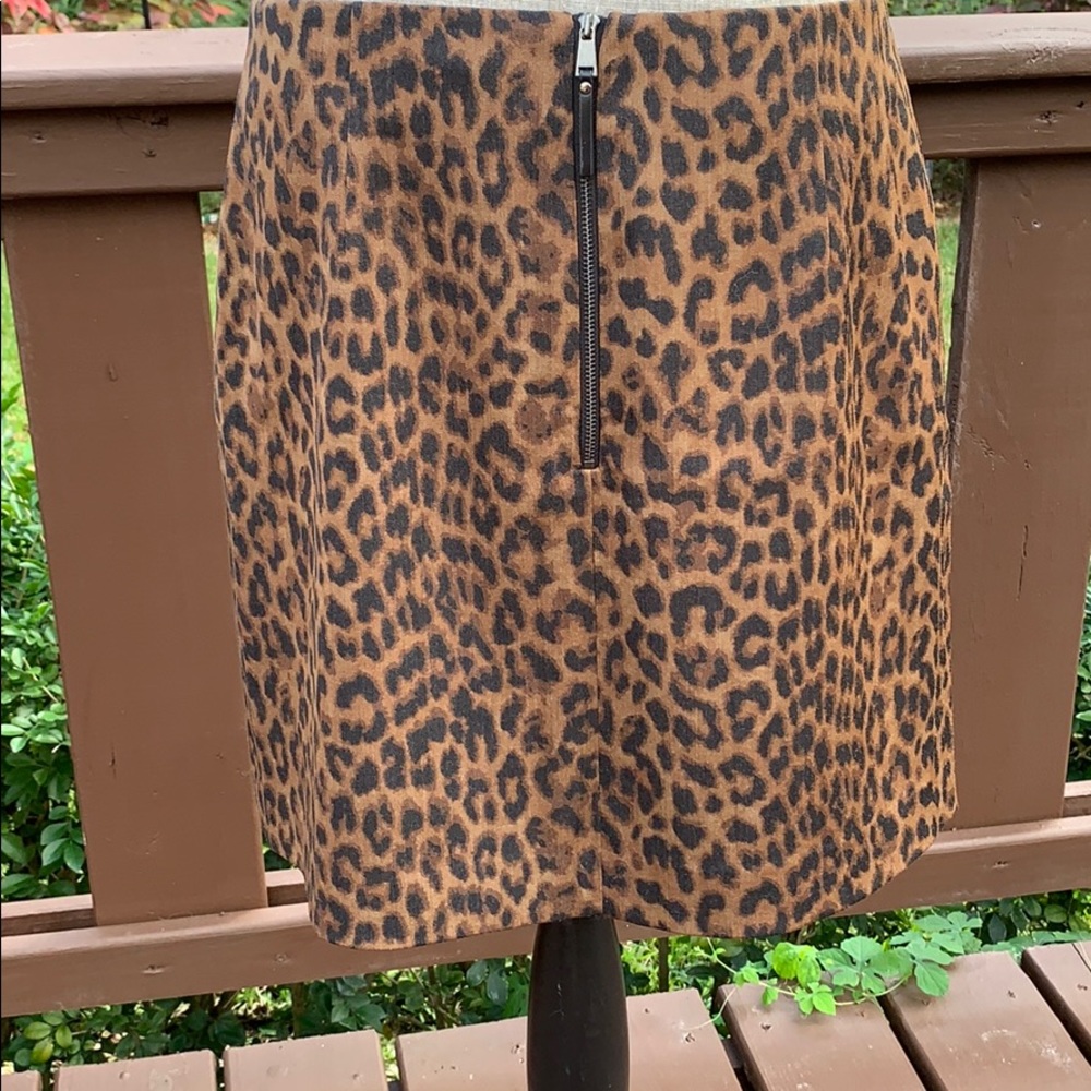 Ann Taylor Asymmetrical Skirt NWOT - Picture 4 of 12